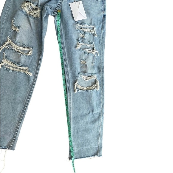 KANCAN Boyfriend Ripped Lightwash Jeans Distressed Size 24 NWT - Picture 11 of 16